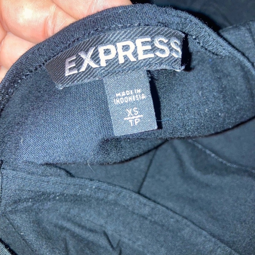 Express Dress - Picture 5 of 8